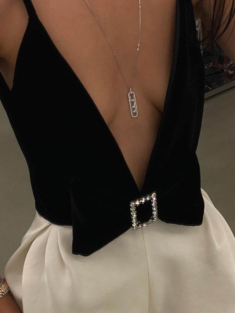 Women's Solid V-Neck Camisole Top - Mubimart