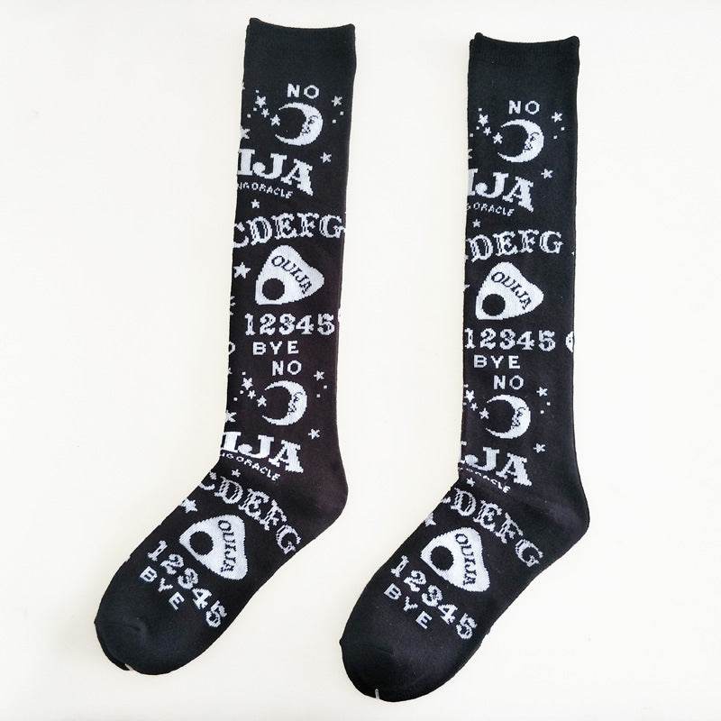 Knee letter moon star sports socks - Mubimart