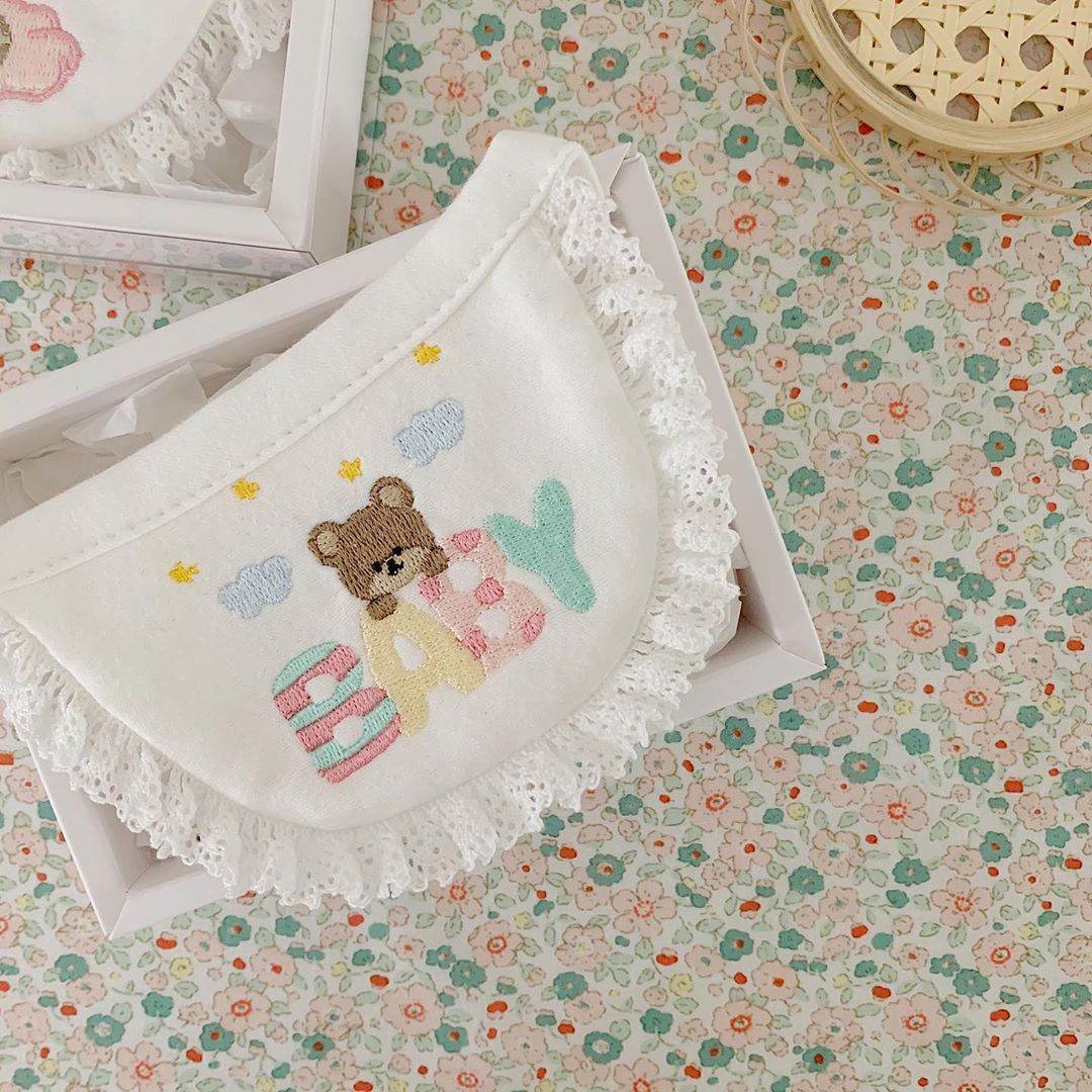Cute Bear Embroidery Saliva Towel Small Bib Bib - Mubimart