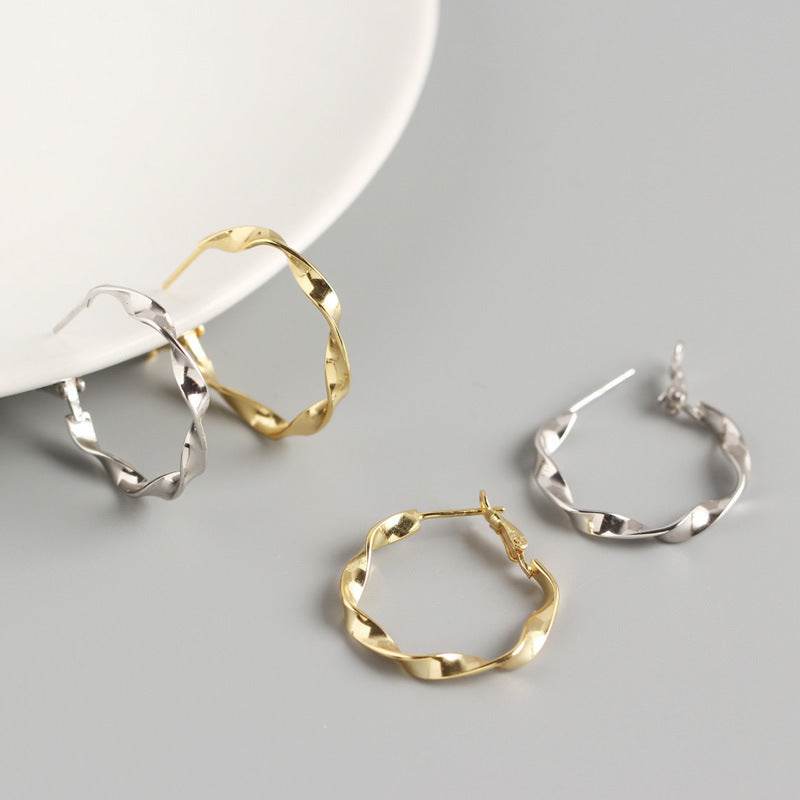 Handmade ear hoop earrings - Mubimart