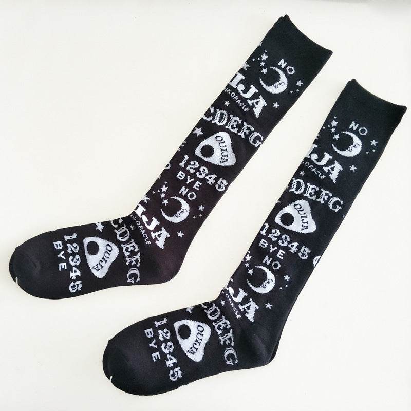 Knee letter moon star sports socks - Mubimart