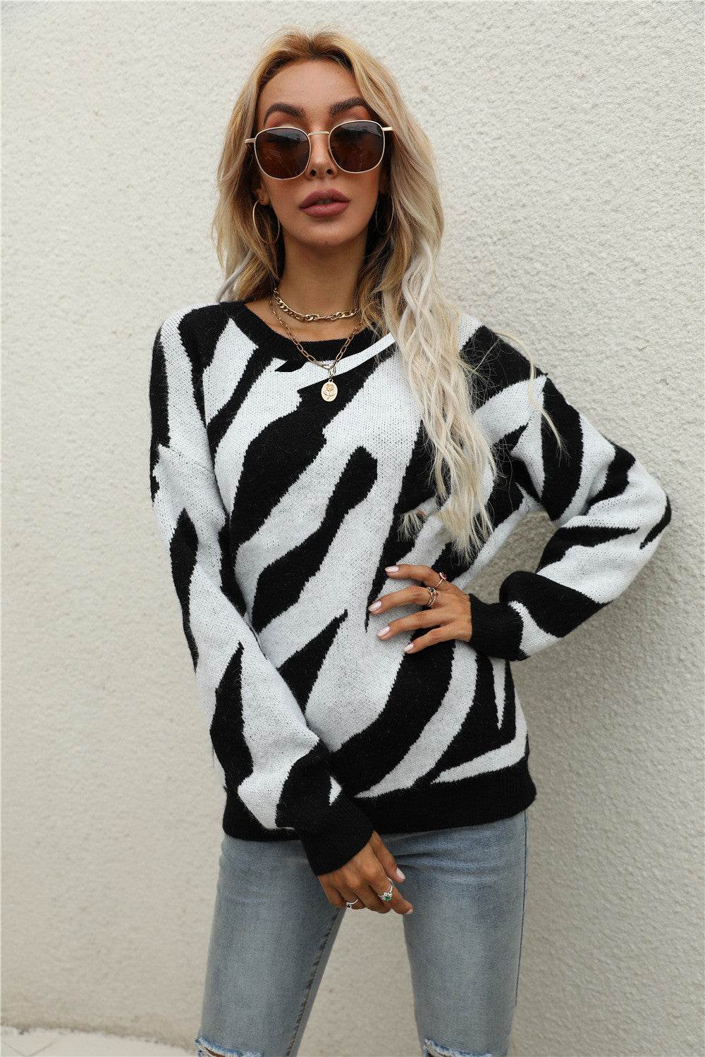 Striped Personality Fashionable Knitted Pullover Sweater Plus Size - Mubimart