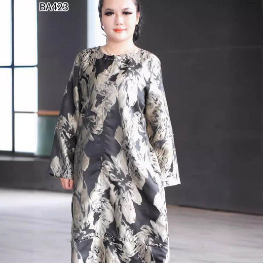 Women's Black Pearl Plus Size Robe Dress - Mubimart