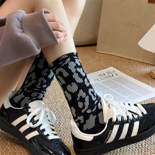 Women's Mid Tube Stockings Brown Leopard Pattern Sports Stockings