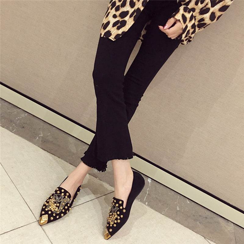 Women's Rhinestone Pointed Toe Rivet Flat Shoes - Mubimart