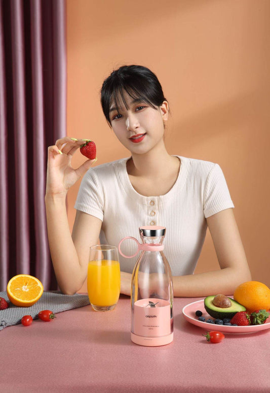 Handheld Small Electric Portable Mini Juicer - Mubimart