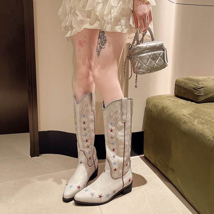 Vintage Embroidered Pointed Western Cowboy Boot - Mubimart