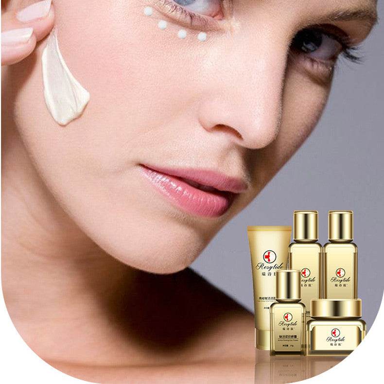 Oil Control Moisturizing Lotion Skin Care Set - Mubimart