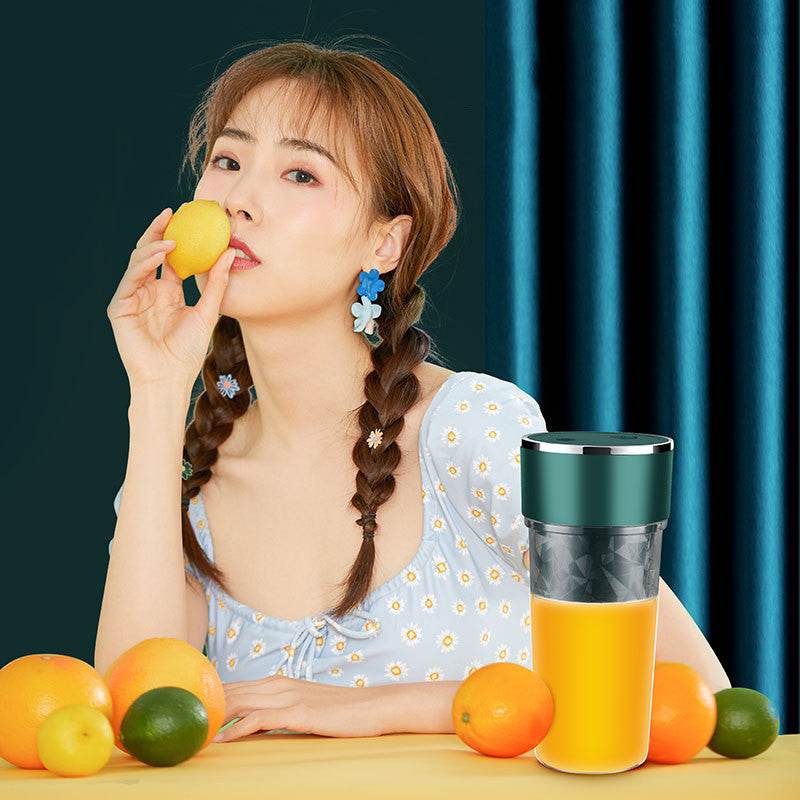 Portable Juicer Mini Home Fruit Juicer Cup - Mubimart