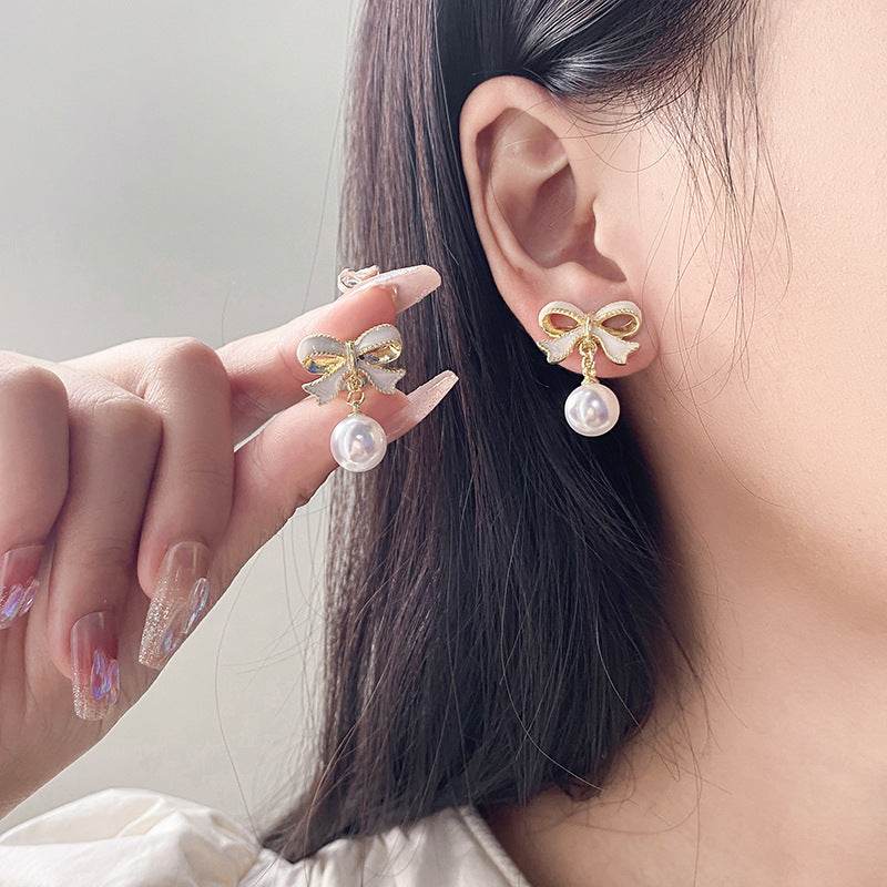 Silver Needle Drop Oil Niche Design Ear Studs - Mubimart