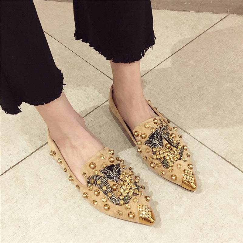 Women's Rhinestone Pointed Toe Rivet Flat Shoes - Mubimart