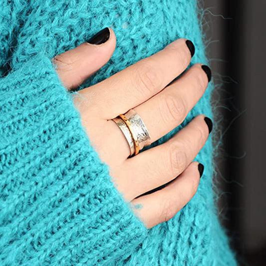 Wide Version Small Floral Simple Retro Floral Spinning Ring