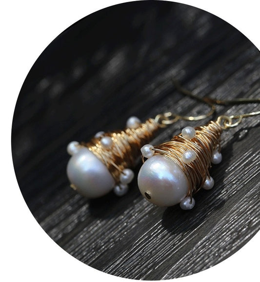 Light Luxury Women's Fashionable Handmade Wound Earrings With Freshwater Pearls