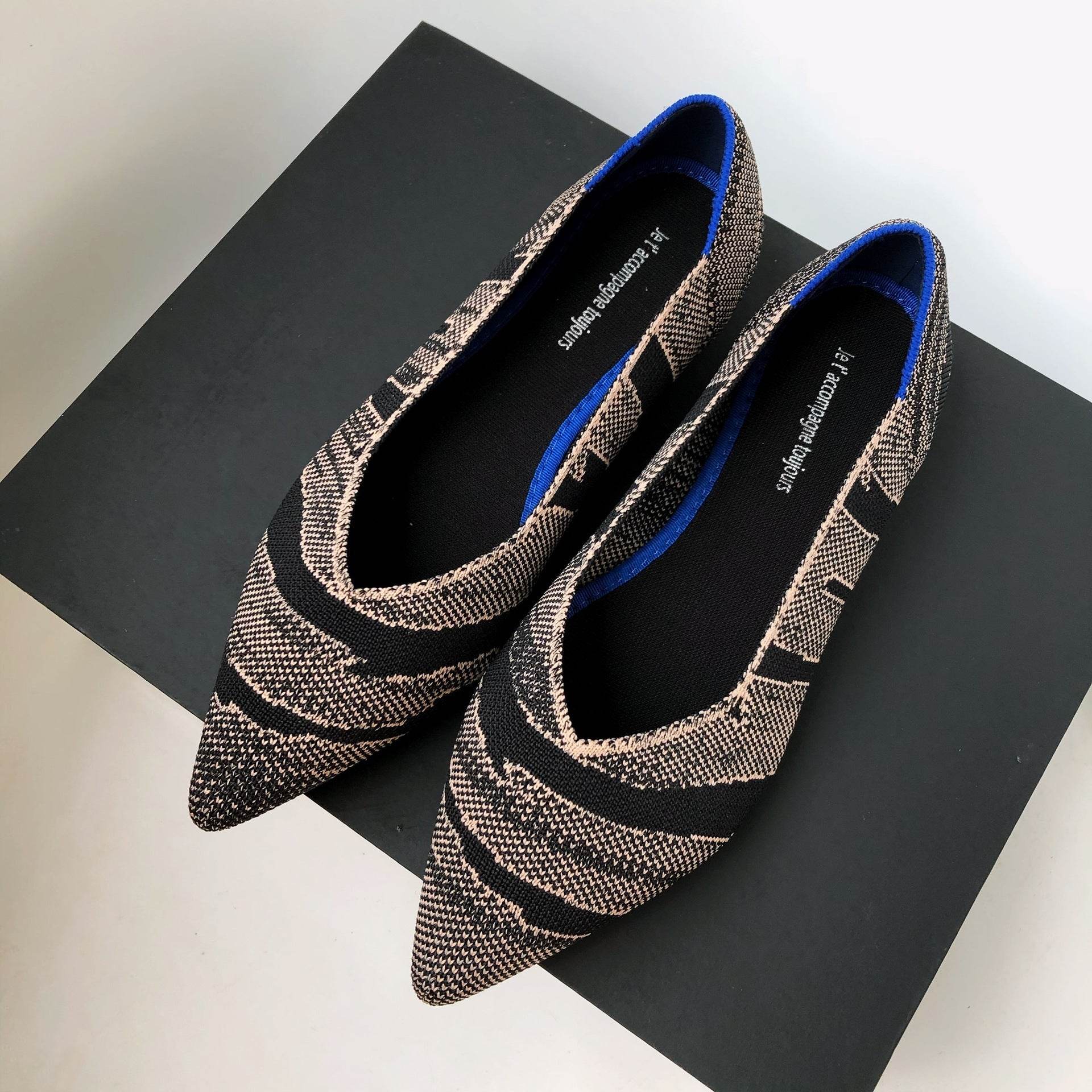 Women's Pointed Toe Casual Woven Flat Shoes - Mubimart