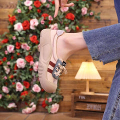 Women's Pumps Retro Sports Casual Shoes Non-slip Breathable Soft Leather Sneaker