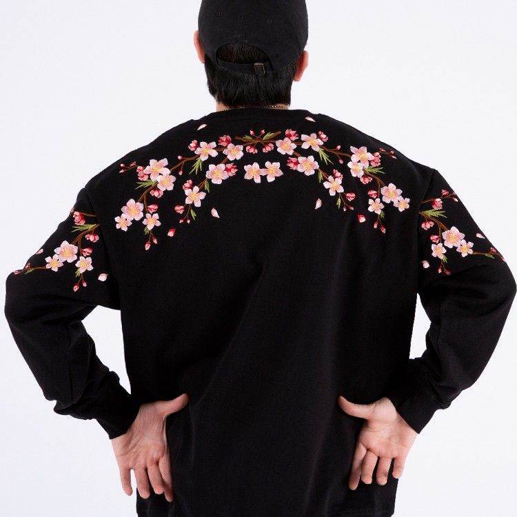 XL Mens Plum Embroidered Round Neck Sweater - Mubimart