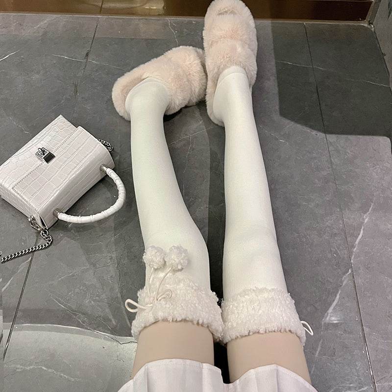 Lamb's Wool Black Knee-high Socks - Mubimart