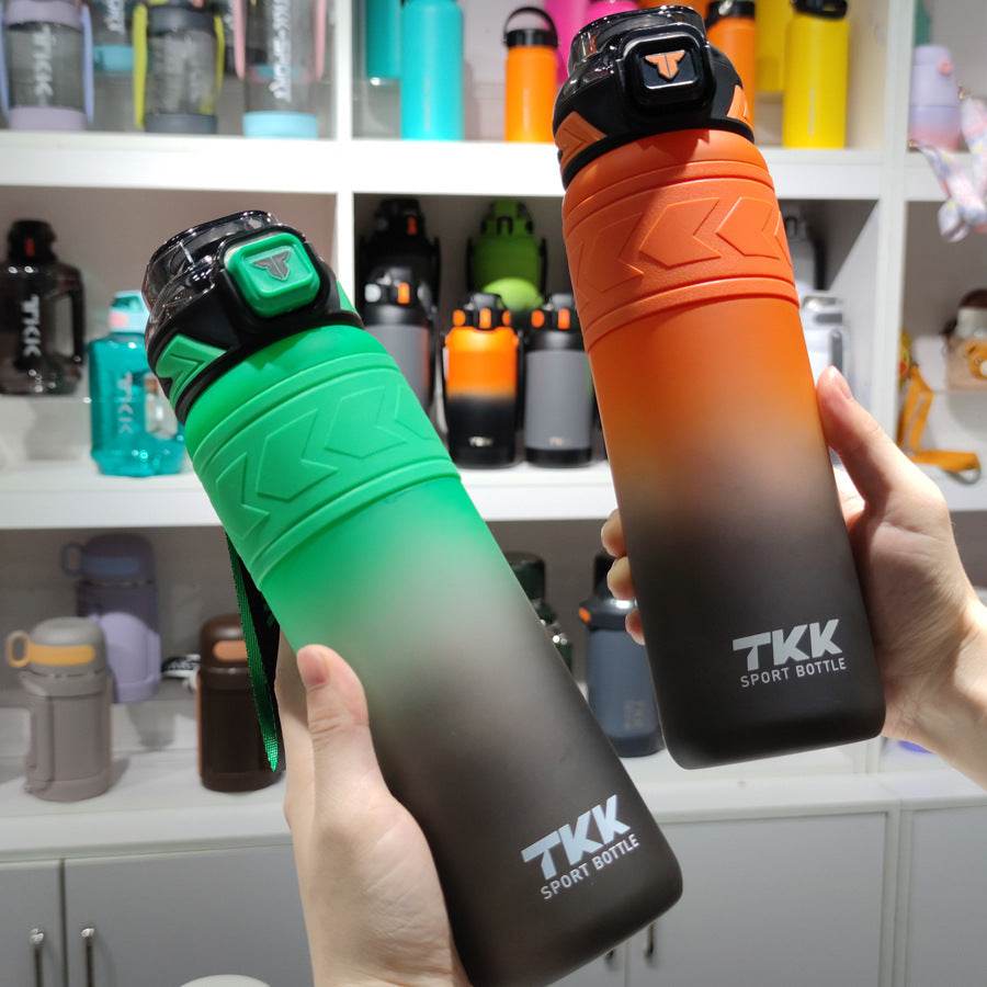 Large Capacity High Temperature Resistant Plastic Sports Bottle Good-looking Student Men's Gift - Mubimart
