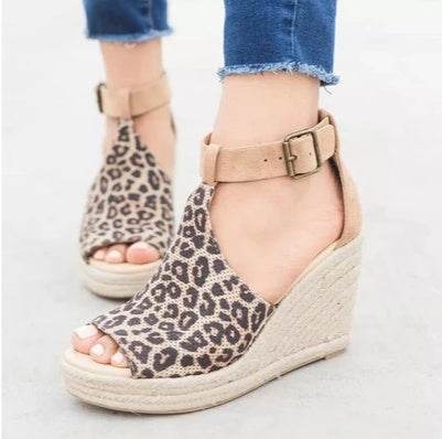 Straw wedge sandals - Mubimart