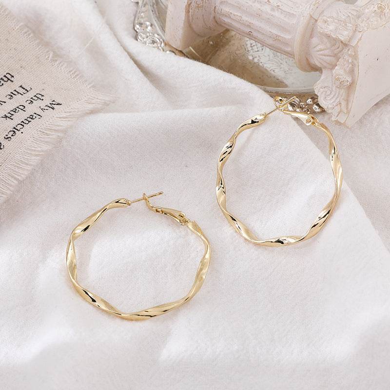 Metal hoop earrings - Mubimart