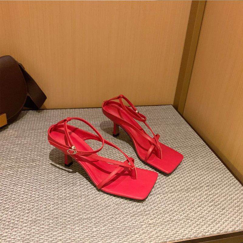 Flat Flip Flops - Mubimart