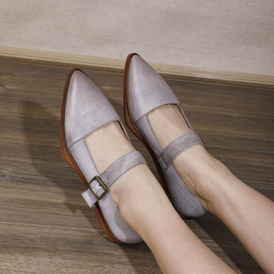 Women's leather pointed toe buckle retro flat shoes - Mubimart