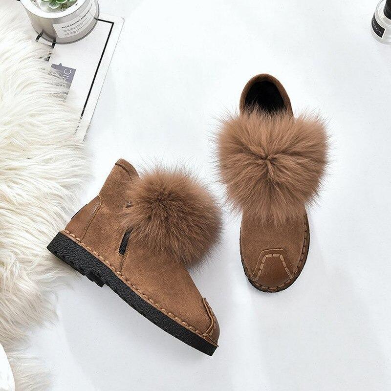 Flat and fleece ankle boots