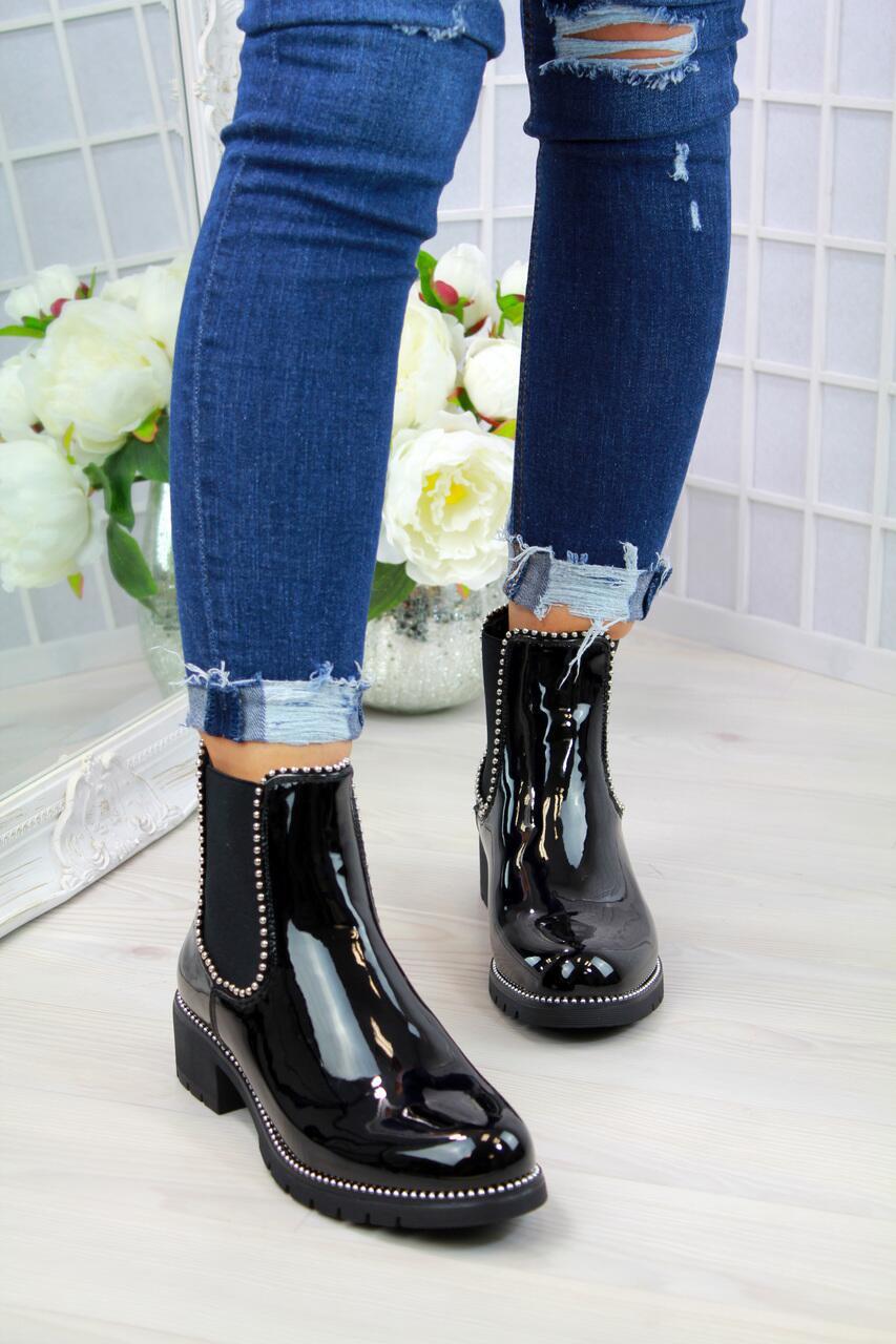 Modische kurze Stiefel für Damen