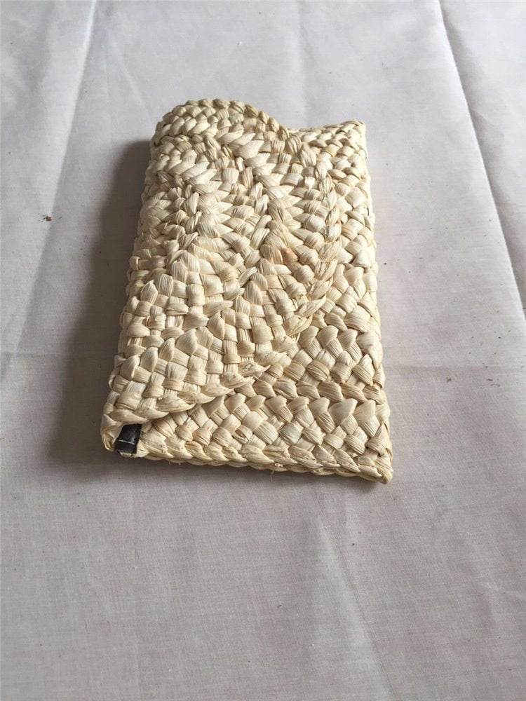Hand-woven clutch - Mubimart