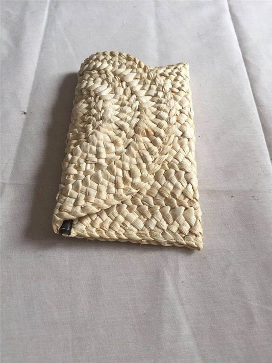 Hand-woven clutch - Mubimart