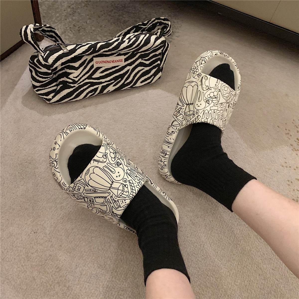 Thick - Soled Indoor Home With Non - Slip Bath Soft - Soled Slippers - Mubimart