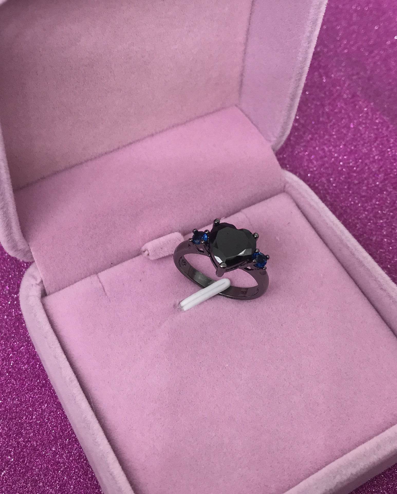Black Heart Gemstone Diamond Wedding Ring - Mubimart