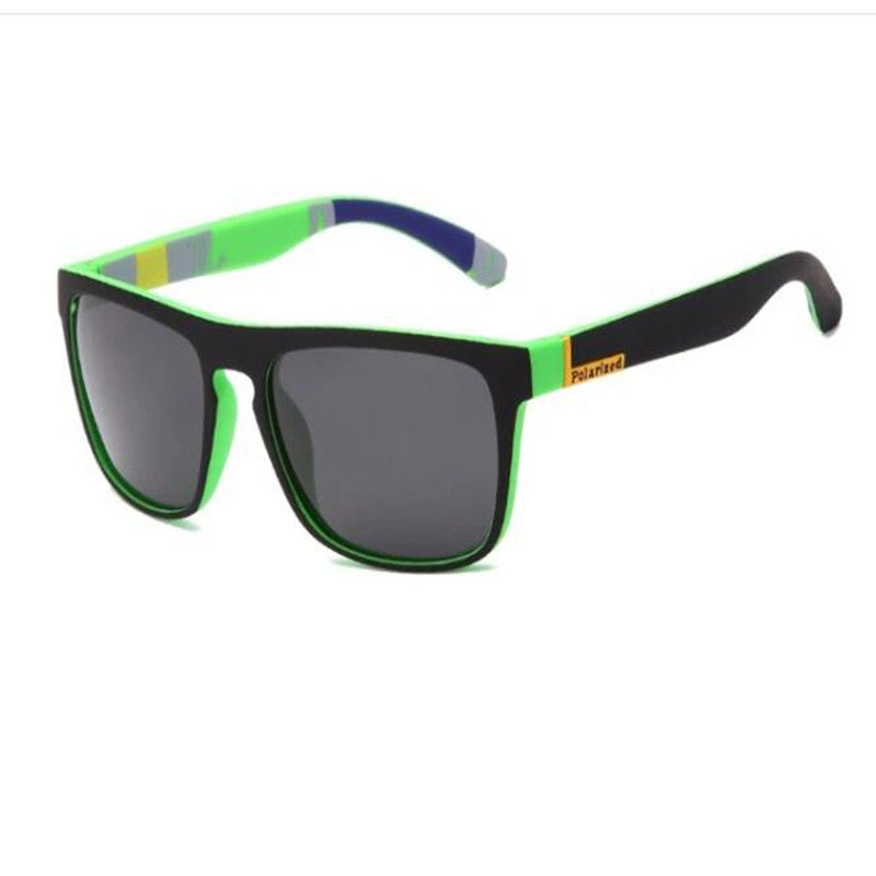 Color changing polarized sunglasses