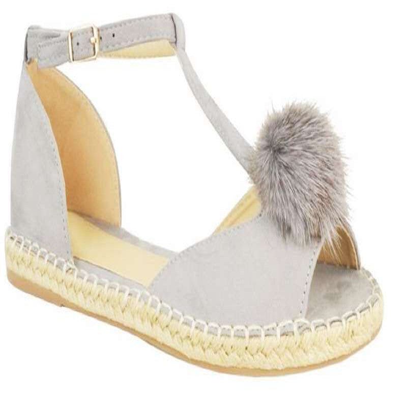 Flache Espadrilles-Sandalen mit Haarballen