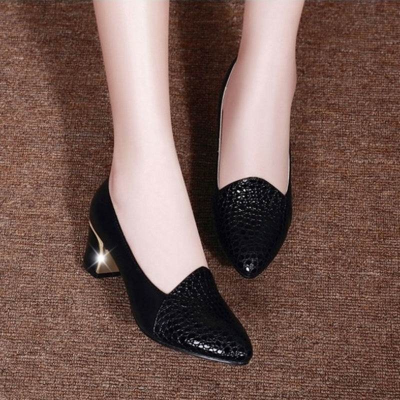 Pointed Single Shoes Women's Middle Heel Thick Heel Shoes Large Size Work Shoes - Mubimart