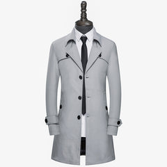 Schmaler schöner Trenchcoat