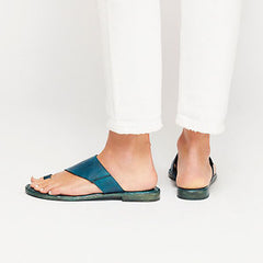 Cutout slip-on slipper - Mubimart -  