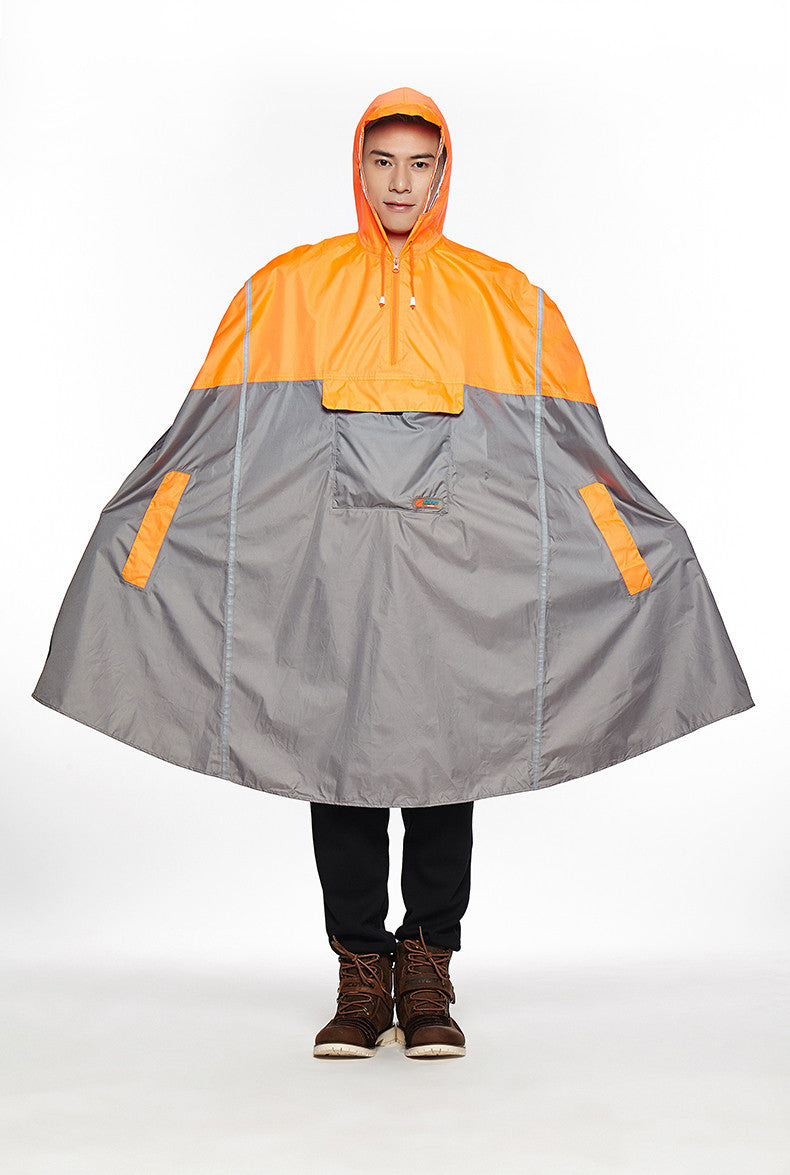 Multifunctional riding raincoat