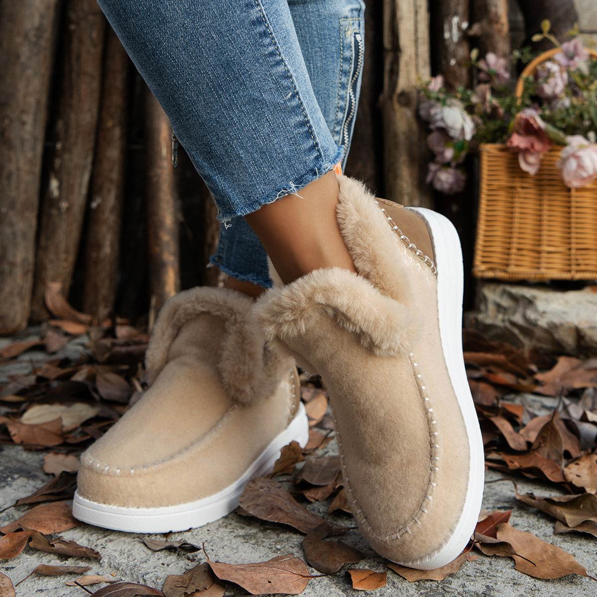 Fleece-lined Thick Plush Boots Warm Sewing Flat Cotton Shoes Winter Ankle Boot - Mubimart