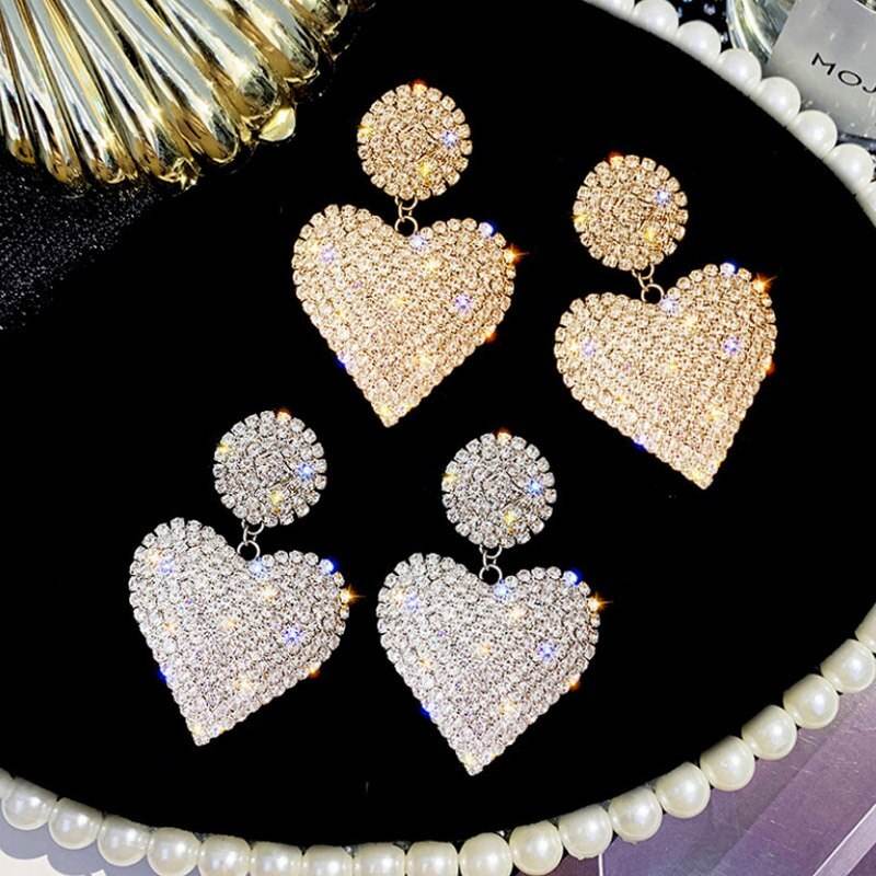 Exaggerated Peach Heart Stud Earrings Women - Mubimart