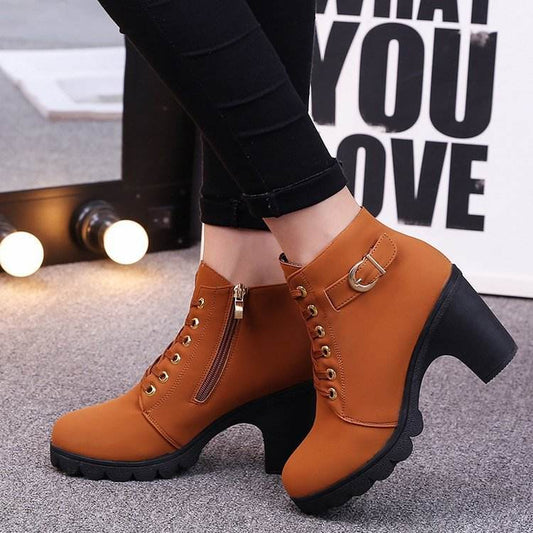 Cross strappy booties with Martin boots - Mubimart