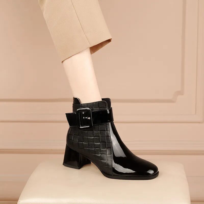 Women's Flat Pointed Toe Ankle Chunky Heel Boots