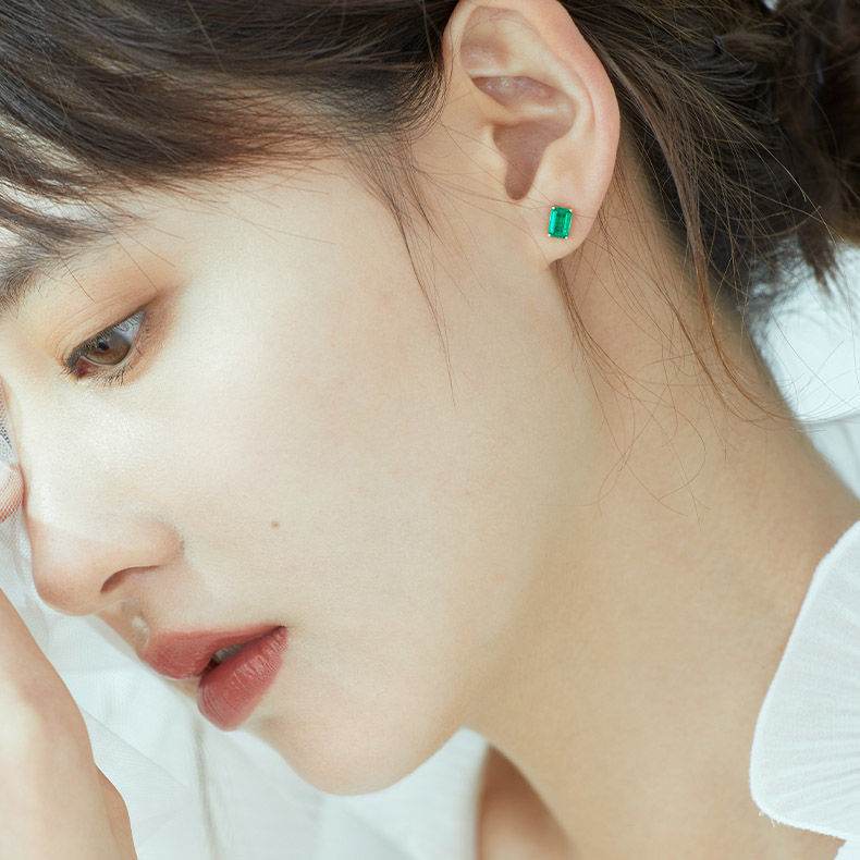 Emerald Square Stud Earrings For Women - Mubimart