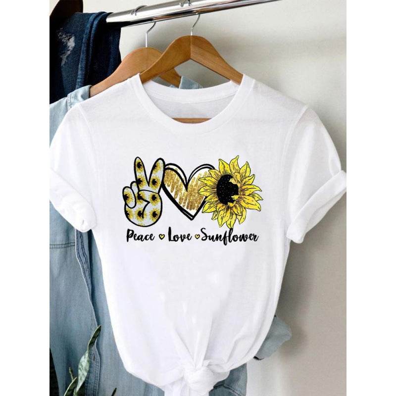 Women's Plus Size Short-sleeved T-shirt - Mubimart