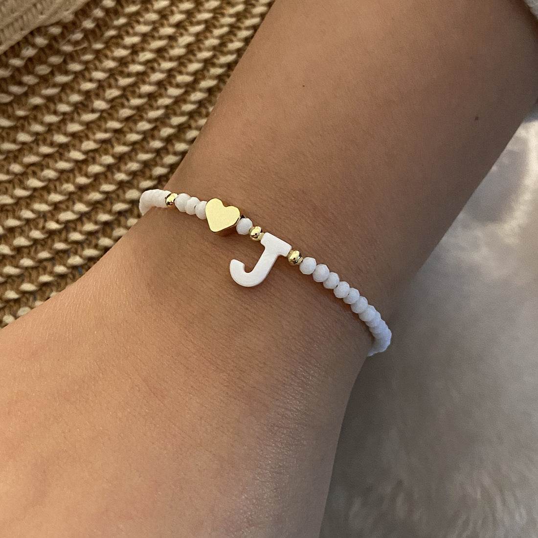 26 Letters White Shell Beaded Bracelet Women Metal Love Design Bracelet Jewelry - Mubimart