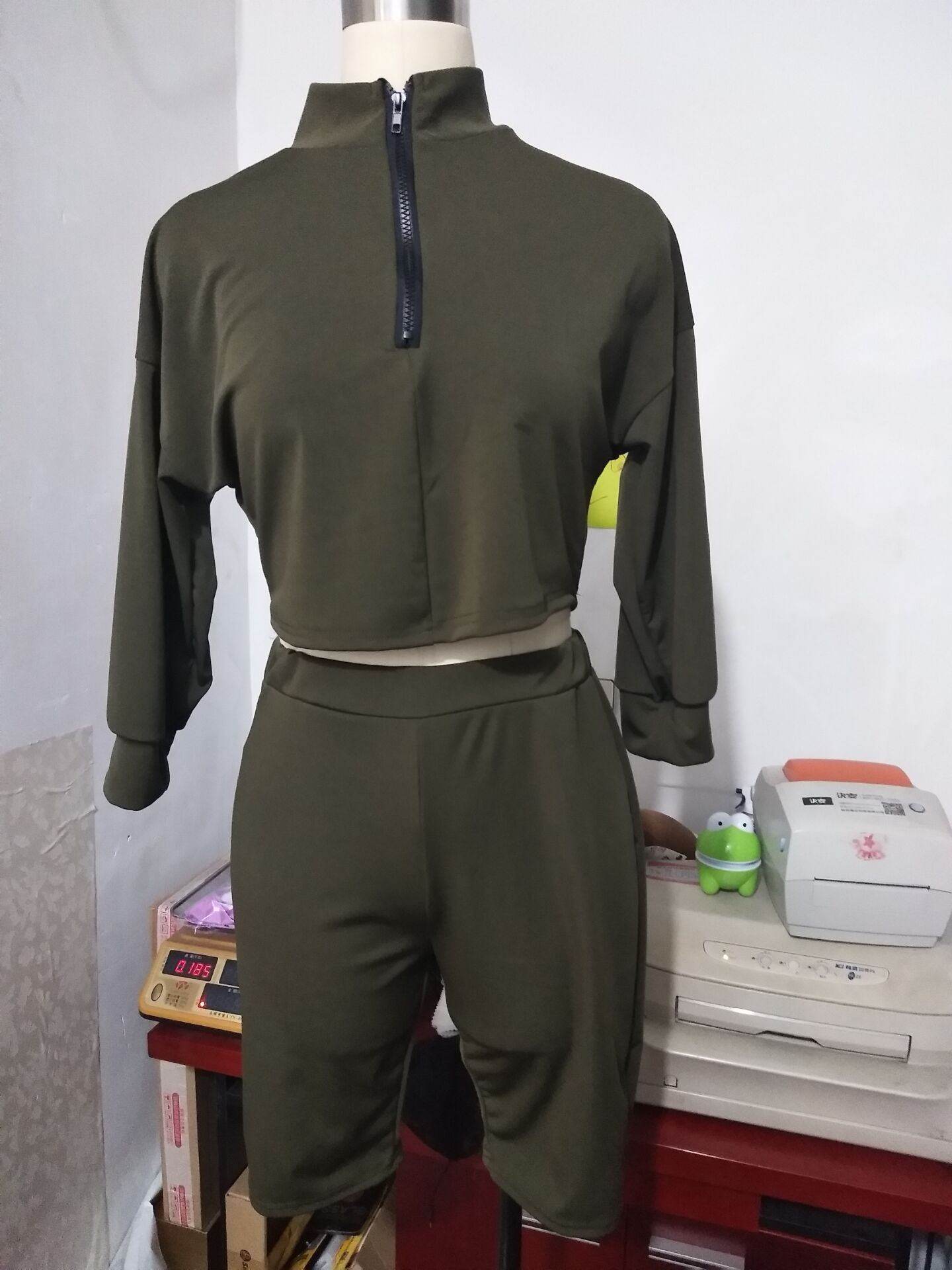 Fashion Women 2 Pieces Set Women Crop Top Hoodies Sweatshirt Tops Sweatshirt Track Pants Sweat Suits Tracksuit - Mubimart