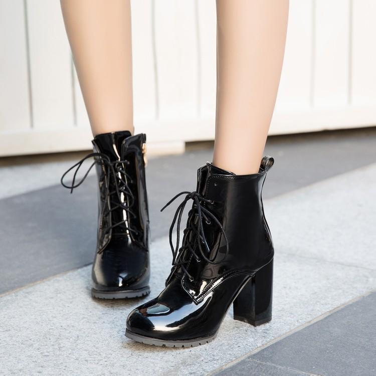 Oversized Lace Up Boots With Thick Heels Martin