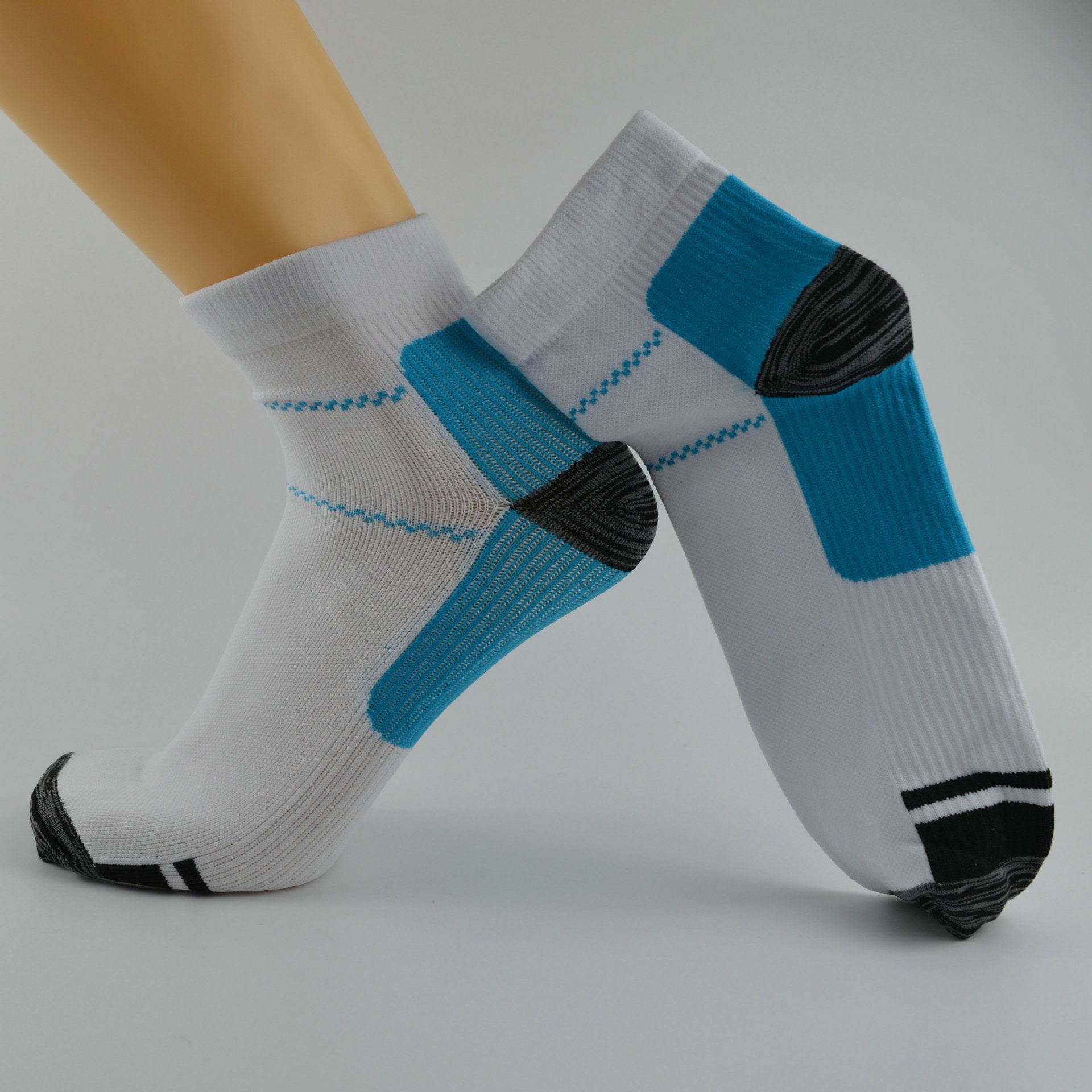 Elastic compression sports socks - Mubimart