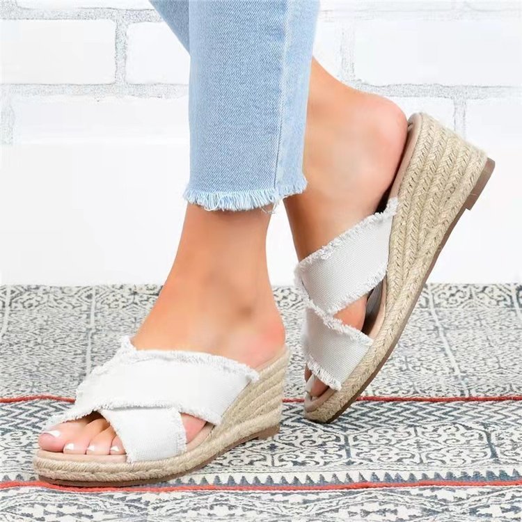 Espadrille-Sandalen mit Keilabsatz und überkreuzten Riemen für Damen