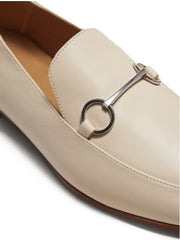 Cream flats